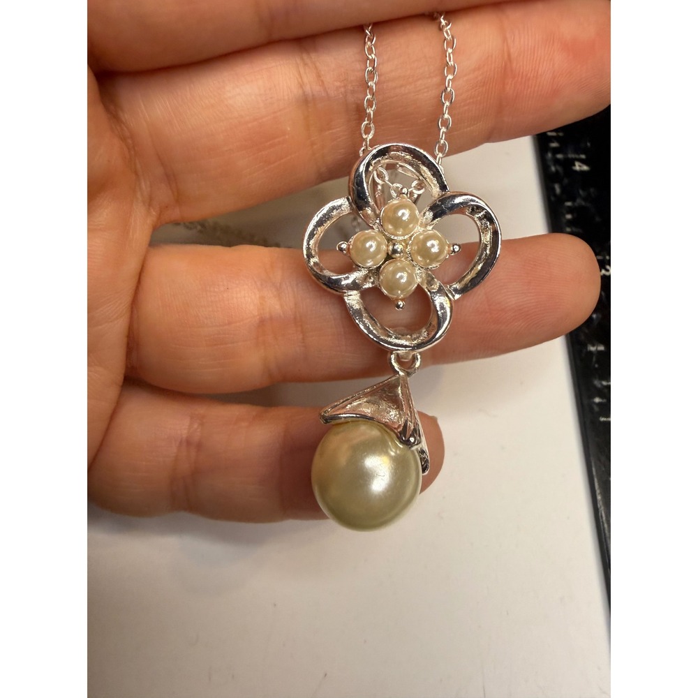 Silver Tone Faux Pearl Floral Drop Necklace Adjustable Chain Cream White Pendant